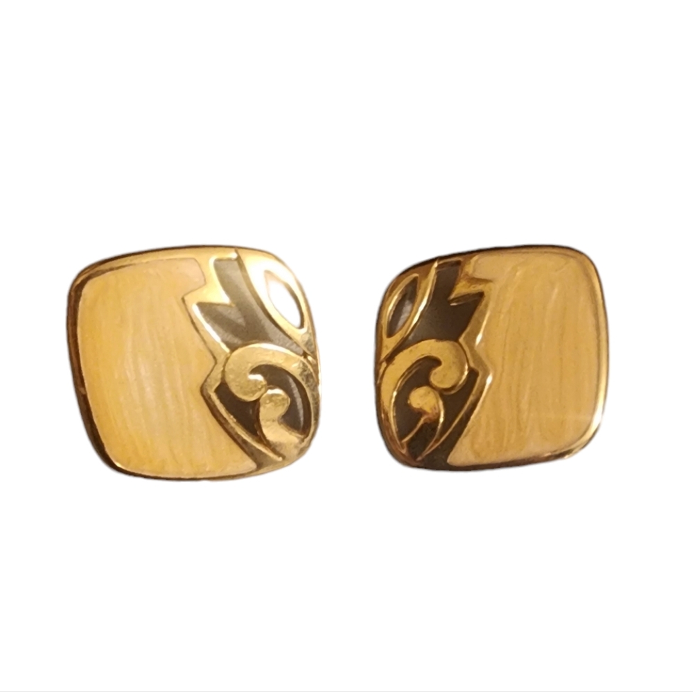 Vintage Earrings Goldtone & Cream Enamel